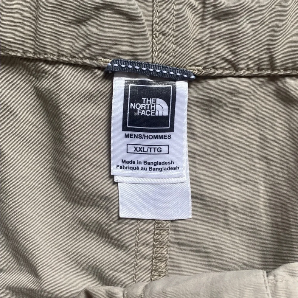 Men's Khaki Cargo Shorts with Built-In Belt The North Face XXL